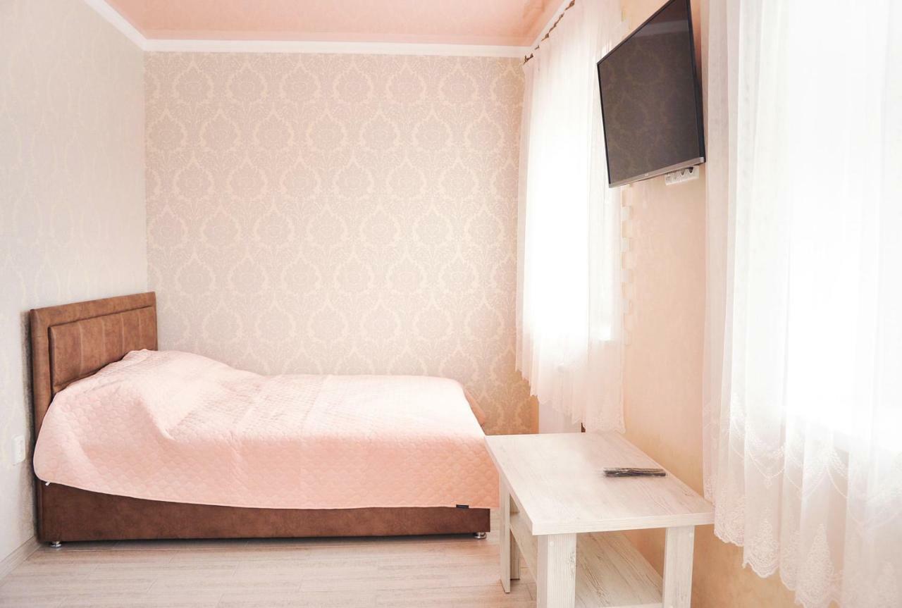 Імперія Otaci Exterior foto